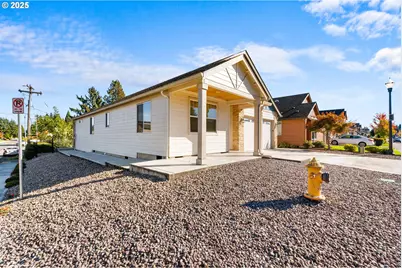 9417 NE 52nd Ave, Vancouver, WA 98665 - Photo 2