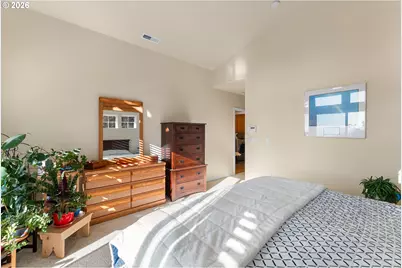 1556 NE Kennedy Loop Dr, Roseburg, OR 97470 - Photo 18