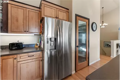 1556 NE Kennedy Loop Dr, Roseburg, OR 97470 - Photo 14