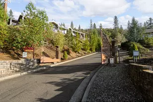 1556 NE Kennedy Loop Dr, Roseburg, OR 97470 - Photo 48