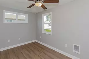 904 E 33rd St, Vancouver, WA 98663 - Photo 22