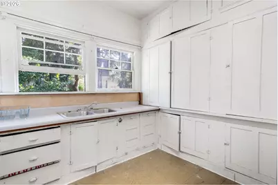 1258 Washington St, Eugene, OR 97401 - Photo 12