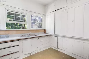 1258 Washington St, Eugene, OR 97401 - Photo 12