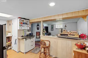 1022 E 10th St, The Dalles, OR 97058 - Photo 28