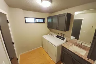 2935 Ascot Cir, West Linn, OR 97068 - Photo 16