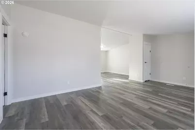 1074 Rodan Ave, Salem, OR 97306 - Photo 8