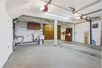 10445 SW Highland Dr, Tigard, OR 97224 - Photo 34