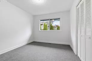 10445 SW Highland Dr, Tigard, OR 97224 - Photo 14