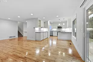 10445 SW Highland Dr, Tigard, OR 97224 - Photo 14