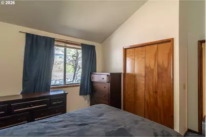 107 Woodoak Dr, Roseburg, OR 97471 - Photo 16