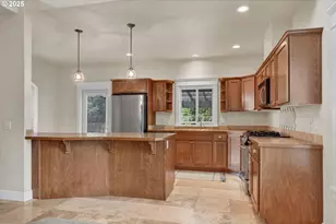 3435 Meadow View Dr, Eugene, OR 97408 - Photo 8