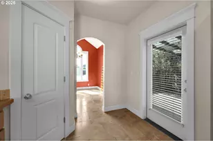 3435 Meadow View Dr, Eugene, OR 97408 - Photo 32