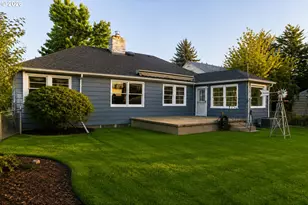 7430 N Hurst Ave, Portland, OR 97203 - Photo 38