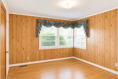 7430 N Hurst Ave, Portland, OR 97203 - Photo 22