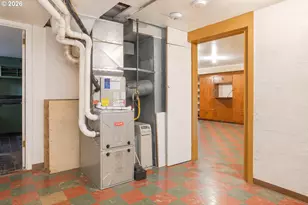 7430 N Hurst Ave, Portland, OR 97203 - Photo 34