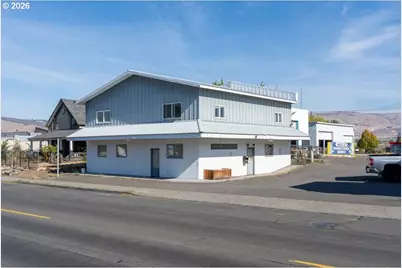 1001 W 6th St, The Dalles, OR 97058 - Photo 2