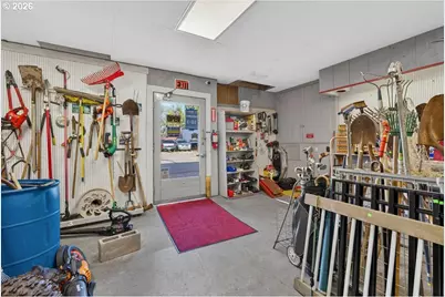 1001 W 6th St, The Dalles, OR 97058 - Photo 12