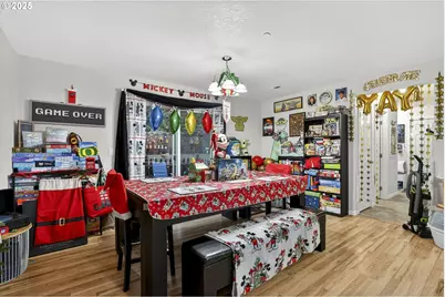 10535 SW Crestwood Dr, Beaverton, OR 97008 - Photo 12