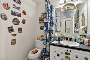 10535 SW Crestwood Dr, Beaverton, OR 97008 - Photo 16