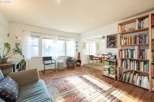 2123 NE Clackamas St, Portland, OR 97232 - Photo 8