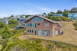 535 Kesterson Ct, Rockaway Beach, OR 97136 - Photo 2