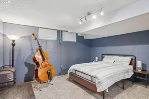 18042 SE Clay St, Portland, OR 97233 - Photo 36