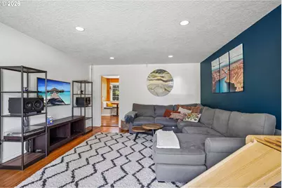 18042 SE Clay St, Portland, OR 97233 - Photo 8