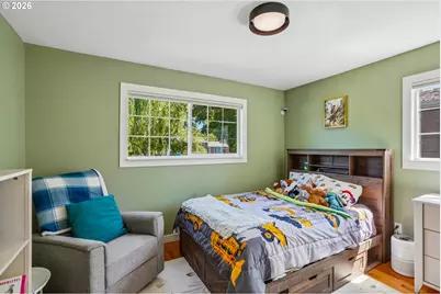 18042 SE Clay St, Portland, OR 97233 - Photo 22