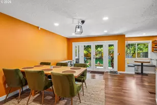18042 SE Clay St, Portland, OR 97233 - Photo 10