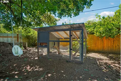 18042 SE Clay St, Portland, OR 97233 - Photo 42