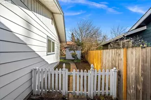 2813 Maywood Dr, Forest Grove, OR 97116 - Photo 42