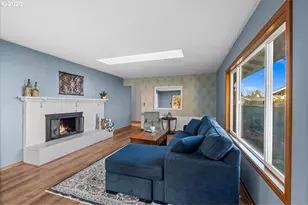 2813 Maywood Dr, Forest Grove, OR 97116 - Photo 12