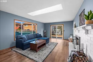 2813 Maywood Dr, Forest Grove, OR 97116 - Photo 14