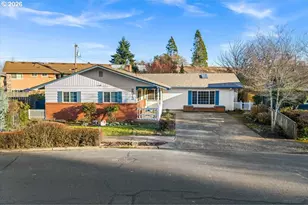 2813 Maywood Dr, Forest Grove, OR 97116 - Photo 2