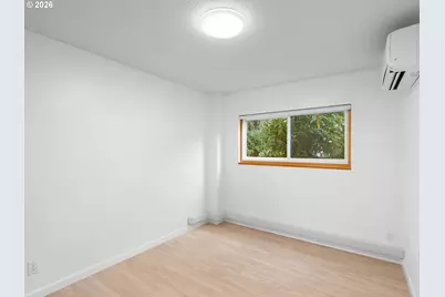 2393 SW Park Pl #112, Portland, OR 97205 - Photo 24