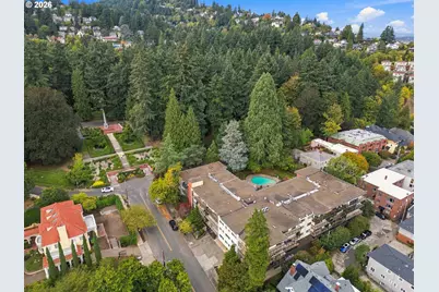 2393 SW Park Pl #112, Portland, OR 97205 - Photo 46