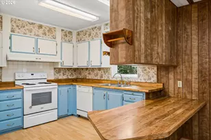 40329 Booth Kelly Rd, Springfield, OR 97478 - Photo 16