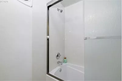 1438 Quaker St, Eugene, OR 97402 - Photo 30