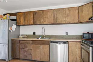 1438 Quaker St, Eugene, OR 97402 - Photo 8