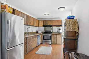 1438 Quaker St, Eugene, OR 97402 - Photo 10