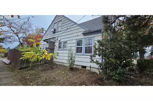5836 NE Halsey St, Portland, OR 97213 - Photo 10