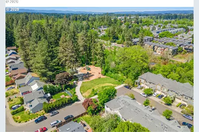 17068 SW Pleasanton Ln, Beaverton, OR 97003 - Photo 24