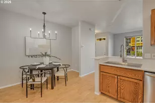 17068 SW Pleasanton Ln, Beaverton, OR 97003 - Photo 10