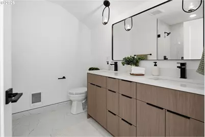 805 3rd St, Lake Oswego, OR 97034 - Photo 24