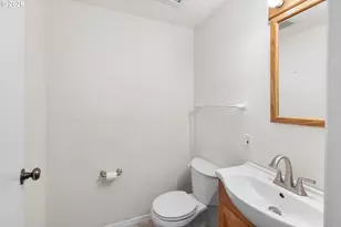 7910 SE Ogden St, Portland, OR 97206 - Photo 18