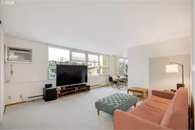 1220 NE 17th Ave #2D, Portland, OR 97232 - Photo 2
