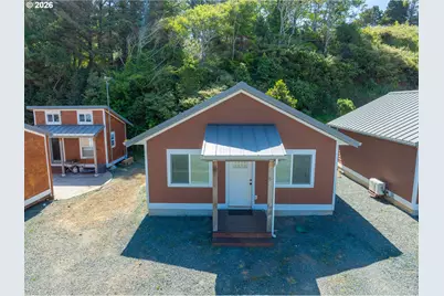 29940 Harbor Way, Gold Beach, OR 97444 - Photo 28
