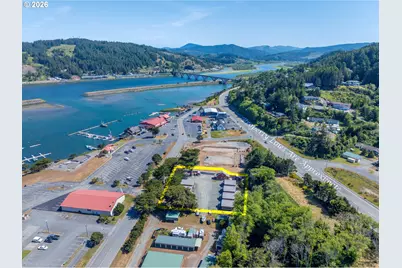 29940 Harbor Way, Gold Beach, OR 97444 - Photo 4