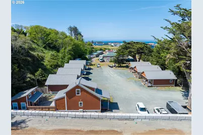 29940 Harbor Way, Gold Beach, OR 97444 - Photo 2