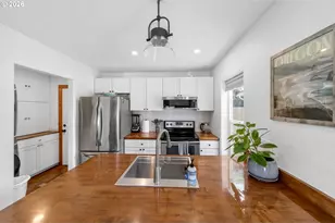 29940 Harbor Way, Gold Beach, OR 97444 - Photo 14